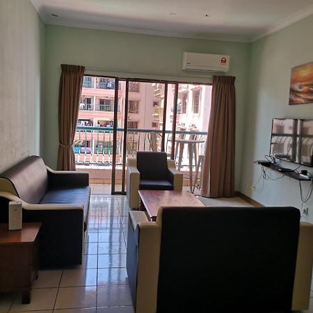 Marina Court Kk City Homestay Kota Kinabalu Eksteriør billede