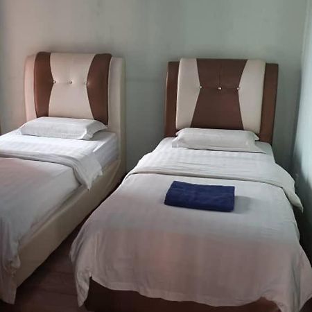 Marina Court Kk City Homestay Kota Kinabalu Eksteriør billede
