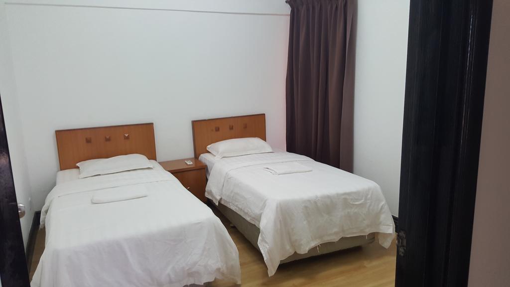Marina Court Kk City Homestay Kota Kinabalu Eksteriør billede